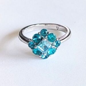 Blue Jeweled Ring Silver Tone